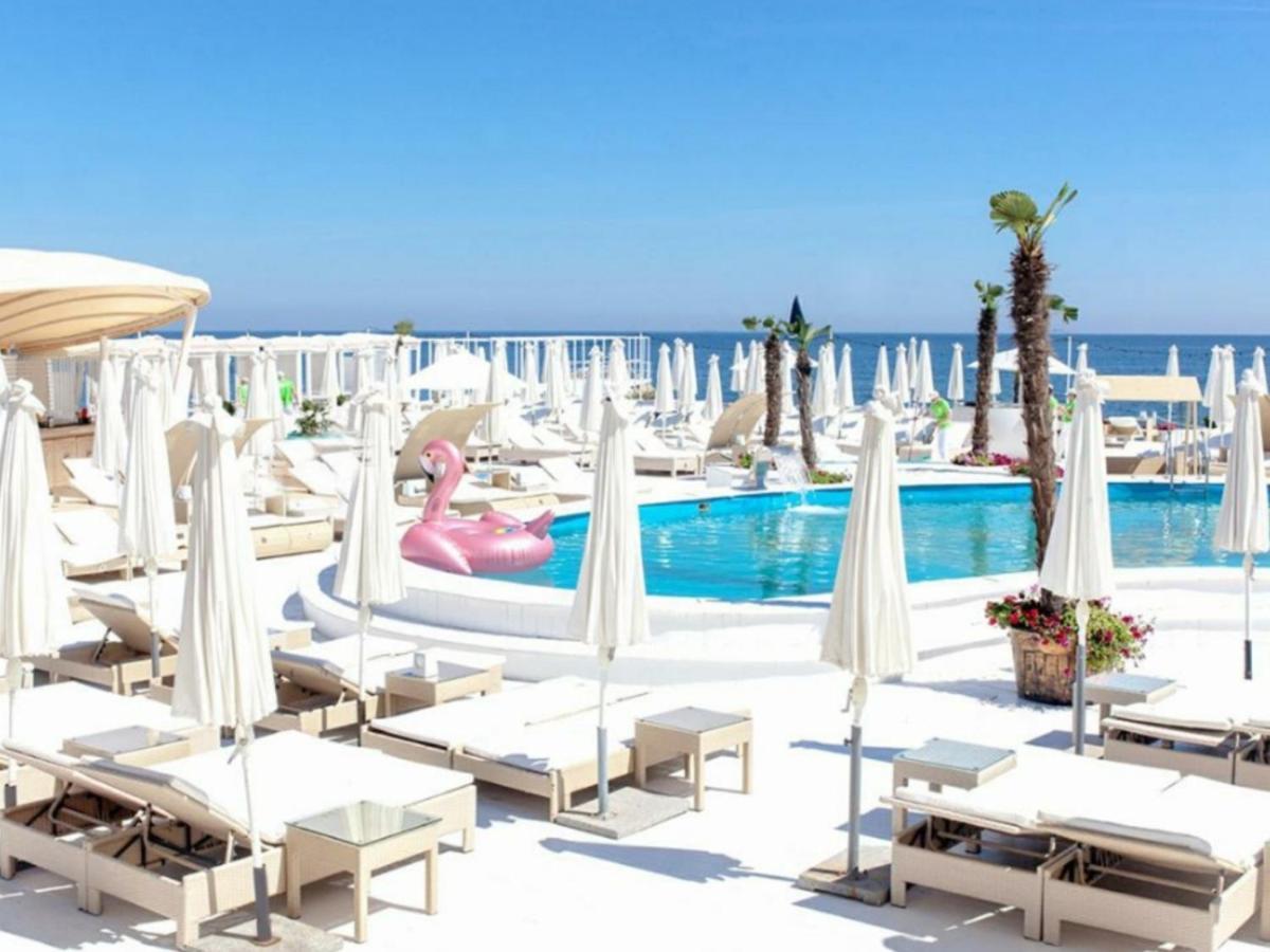 Arcadia Vip-Apartments In Golfstream 오데사 외부 사진